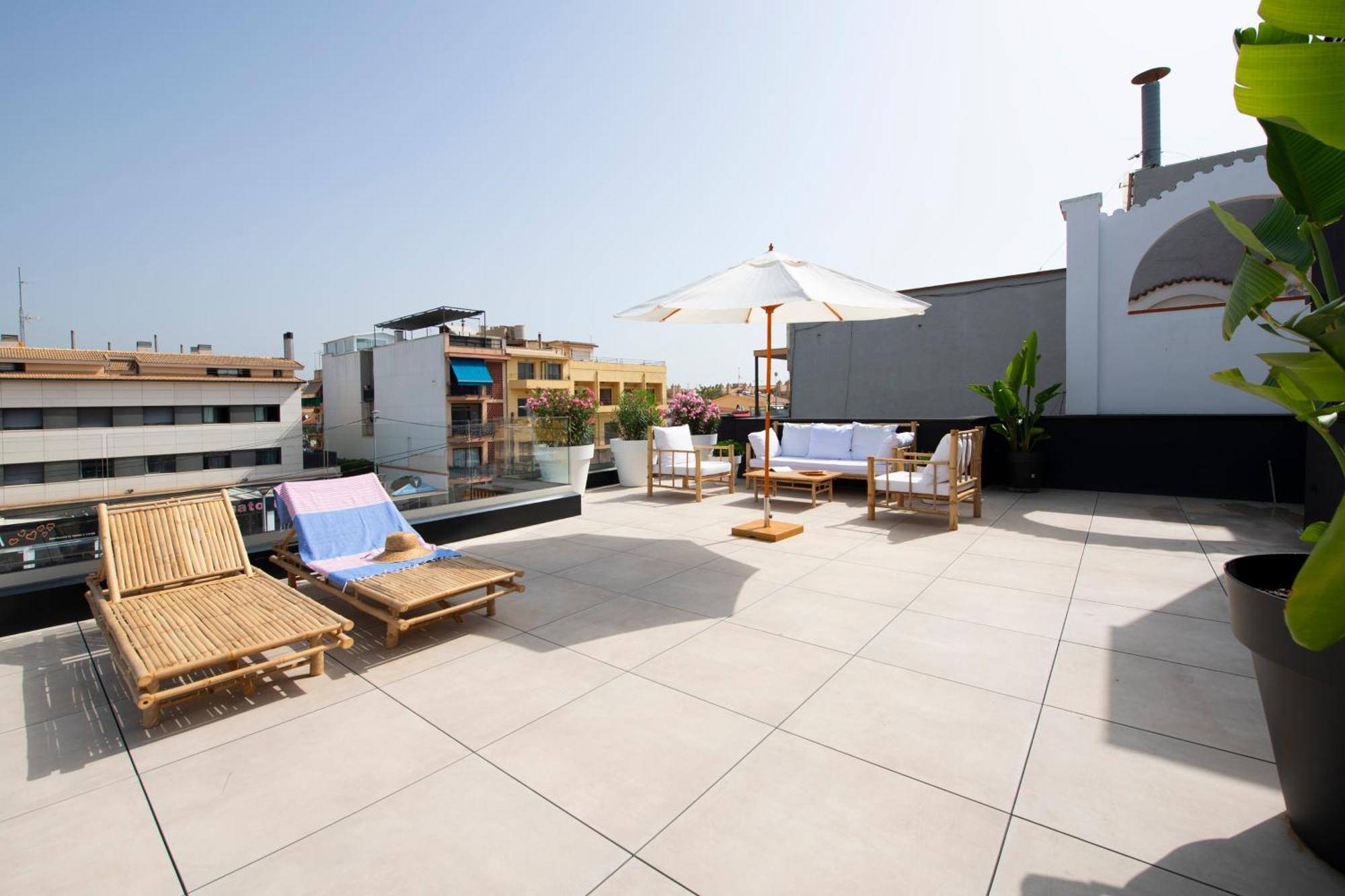 Apartamentos Balisse Castelldefels Exterior foto